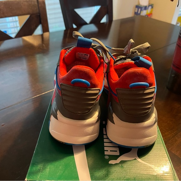 Mens Used RS Puma Running Size 9.5. Used Box. Red Blue - Picture 3 of 3